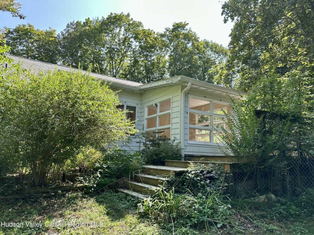 197 Old Route 32, Saugerties, NY 12477 - Photo 3 of 31