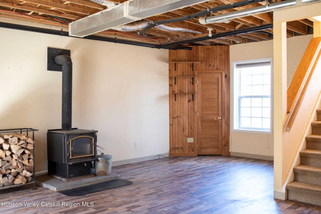 212 Rhinecliff Road, Rhinebeck, NY 12572 - Photo 14 of 18