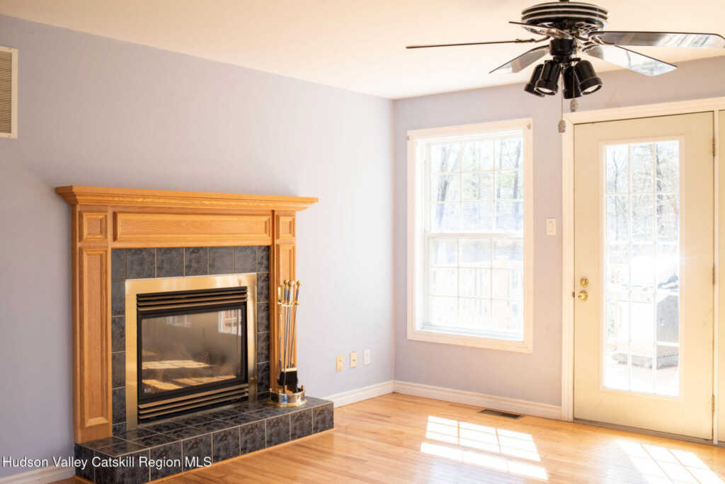 212 Rhinecliff Road, Rhinebeck, NY 12572 - Photo 6 of 18