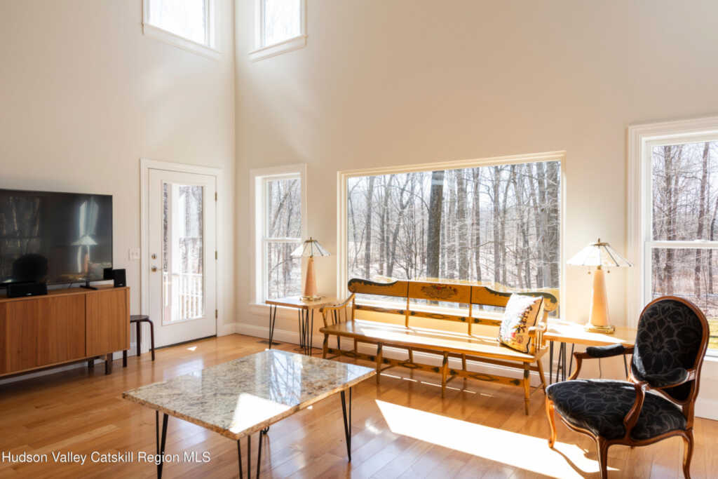 35 Peacock Road, Rhinebeck, NY 12572 - Photo 13 of 32