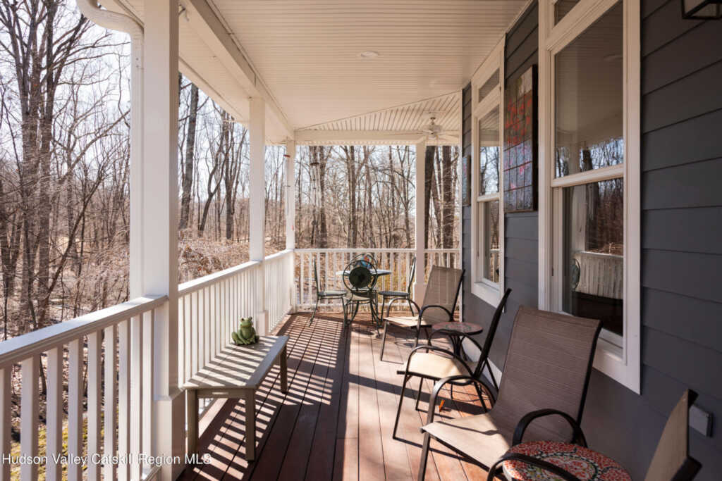 35 Peacock Road, Rhinebeck, NY 12572 - Photo 3 of 32