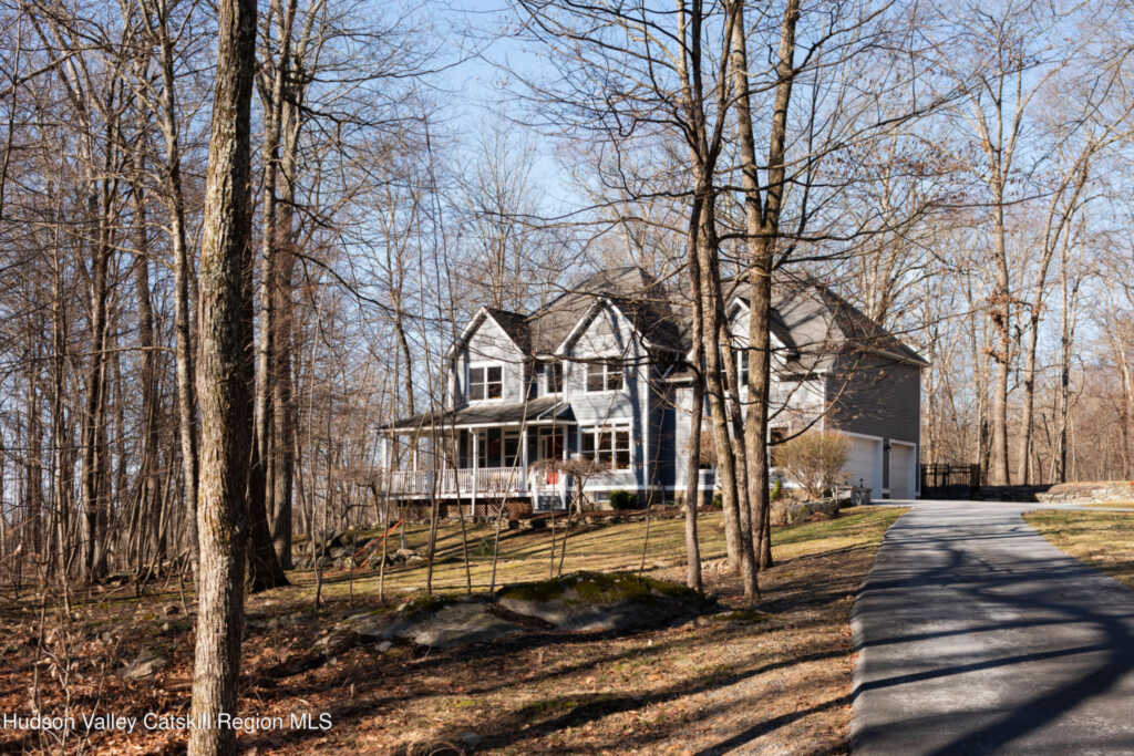 35 Peacock Road, Rhinebeck, NY 12572 - Photo 31 of 32