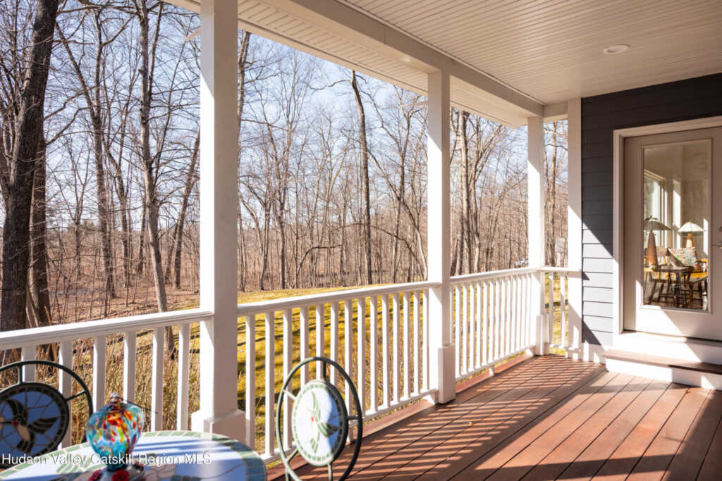 35 Peacock Road, Rhinebeck, NY 12572 - Photo 4 of 32