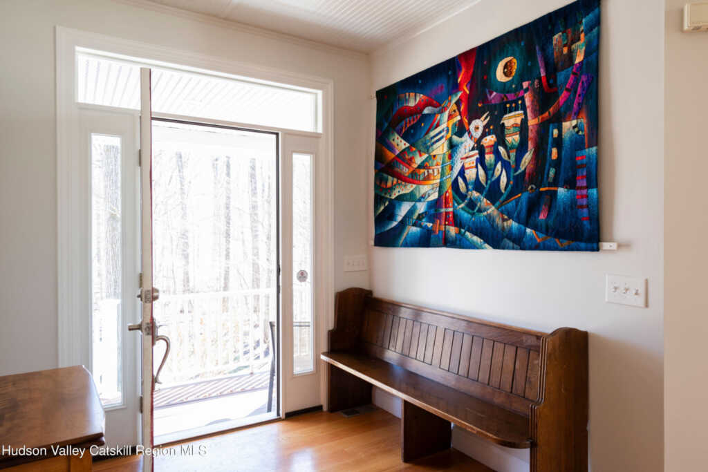 35 Peacock Road, Rhinebeck, NY 12572 - Photo 6 of 32