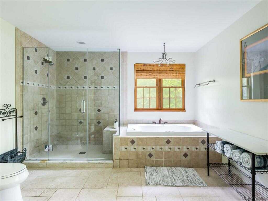 74 Hilltop Road, Rhinebeck, NY 12572 - Photo 23 of 40