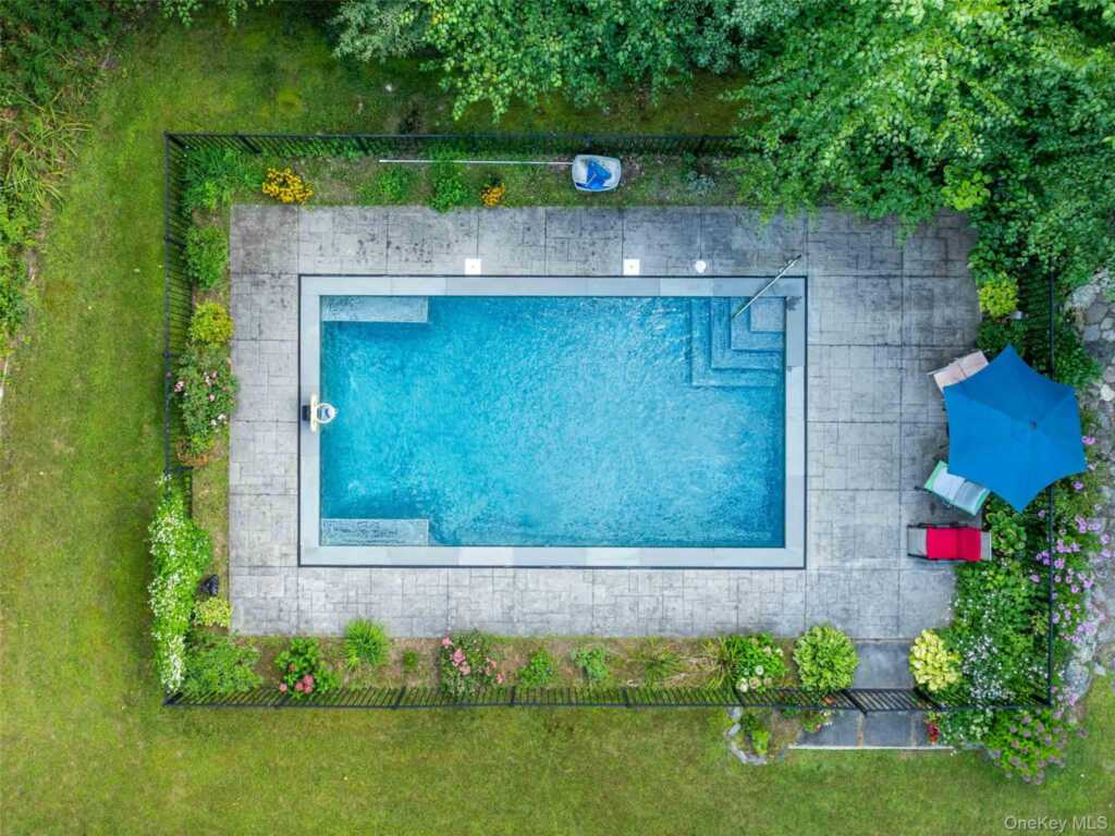 74 Hilltop Road, Rhinebeck, NY 12572 - Photo 30 of 40