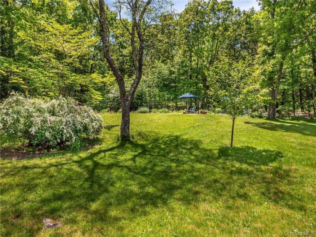 74 Hilltop Road, Rhinebeck, NY 12572 - Photo 35 of 40