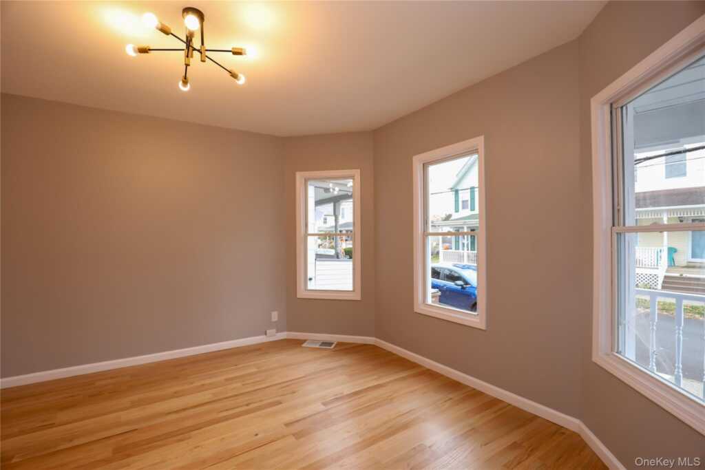 84 Prospect Street, Kingston, NY 12401 - Photo 4 of 26