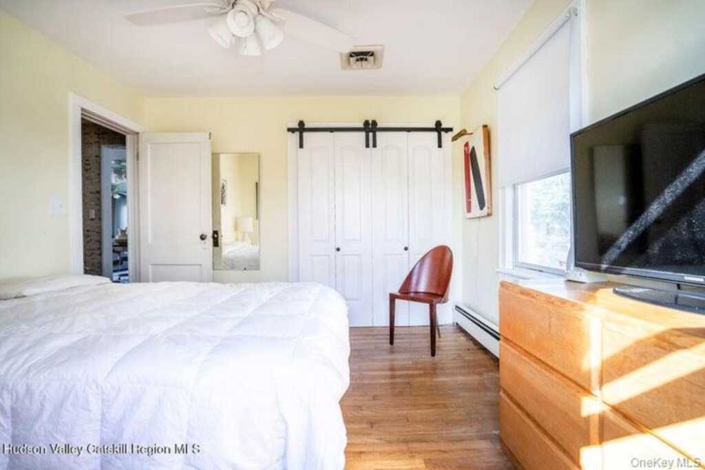 101 Hinsdale Street, Kingston, NY 12401 - Photo 17 of 30