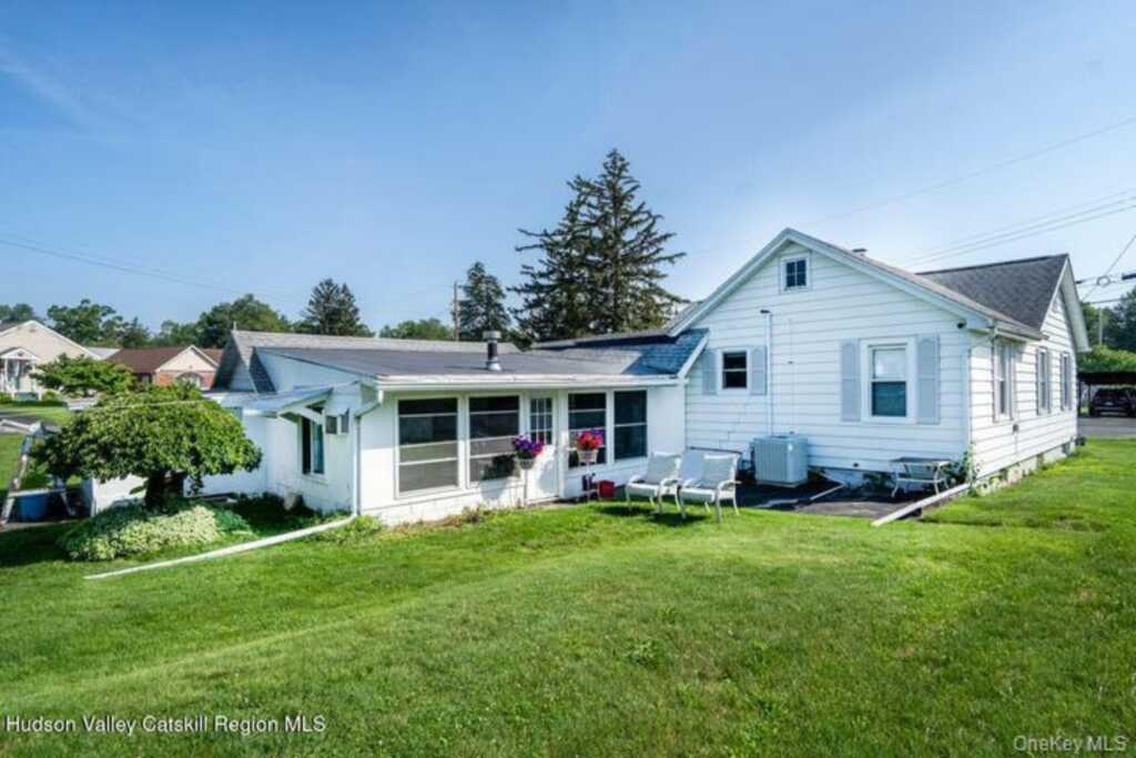 101 Hinsdale Street, Kingston, NY 12401 - Photo 2 of 30