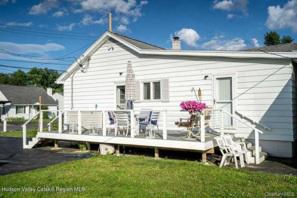 101 Hinsdale Street, Kingston, NY 12401 - Photo 3 of 30