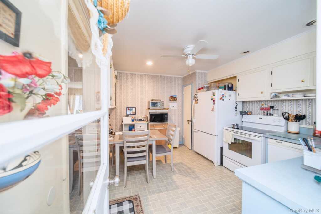 3 Lipton Street, Kingston, NY 12401 - Photo 12 of 34