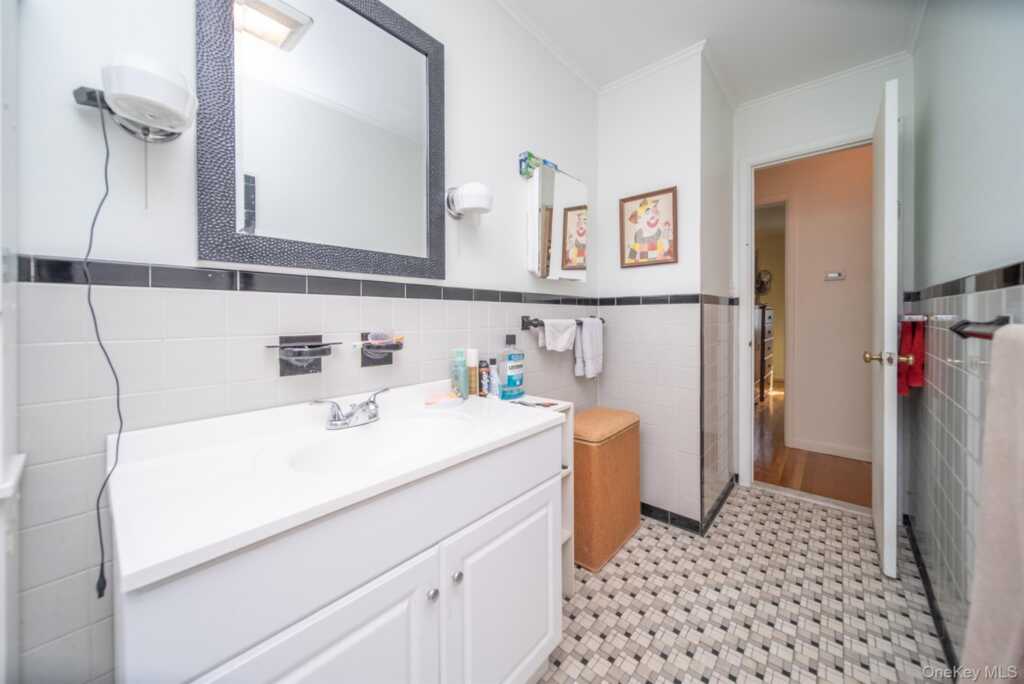 3 Lipton Street, Kingston, NY 12401 - Photo 18 of 34