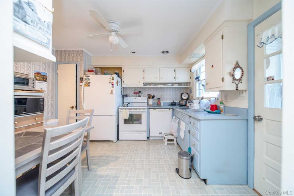 3 Lipton Street, Kingston, NY 12401 - Photo 9 of 34