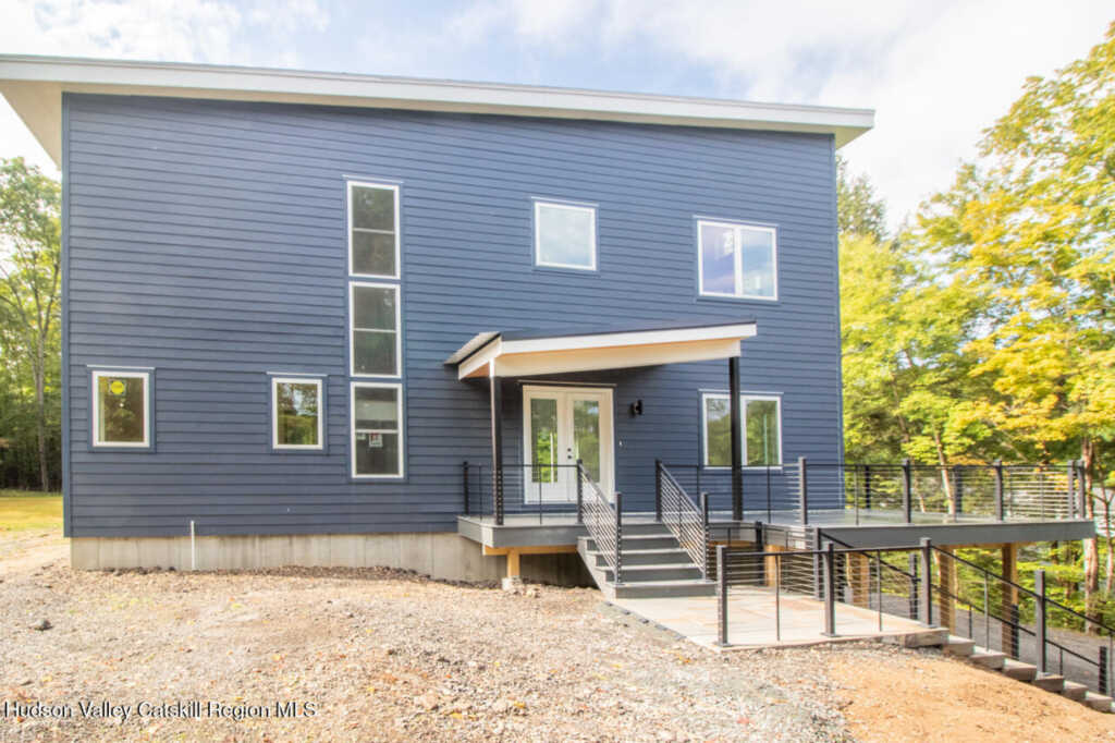 9 Iroquois Lane, Hurley, NY 12443 - Photo 3 of 45