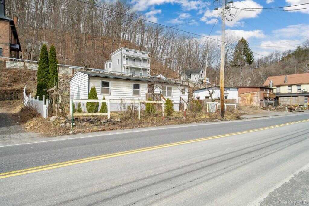 599 Abeel Street, Kingston, NY 12401 - Photo 2 of 24