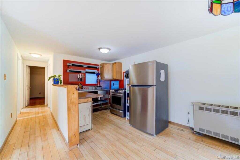 599 Abeel Street, Kingston, NY 12401 - Photo 9 of 24