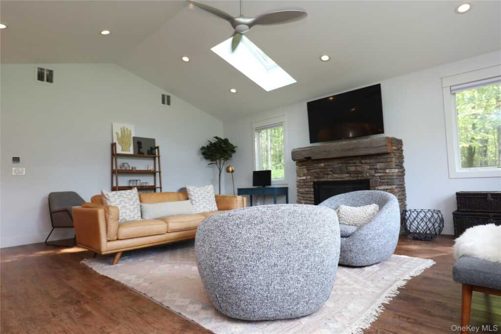 36 Northwoods Road, Unit #A, Woodstock, NY 12498 - Photo 10 of 13