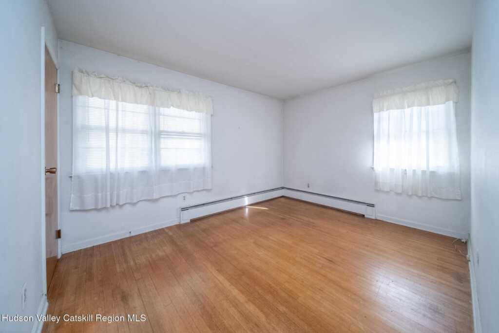 272 Chester Street, Kingston, NY 12401 - Photo 10 of 25