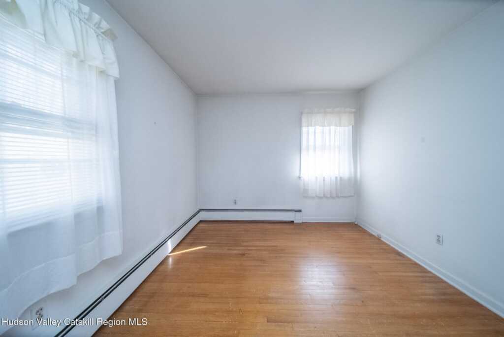 272 Chester Street, Kingston, NY 12401 - Photo 12 of 25