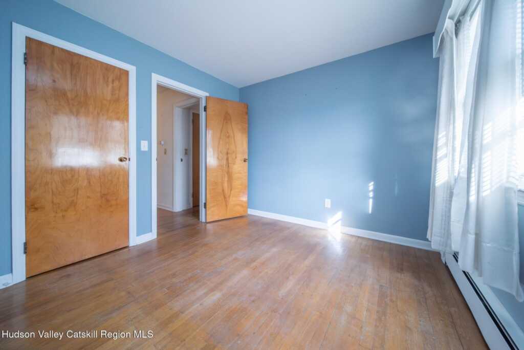 272 Chester Street, Kingston, NY 12401 - Photo 13 of 25