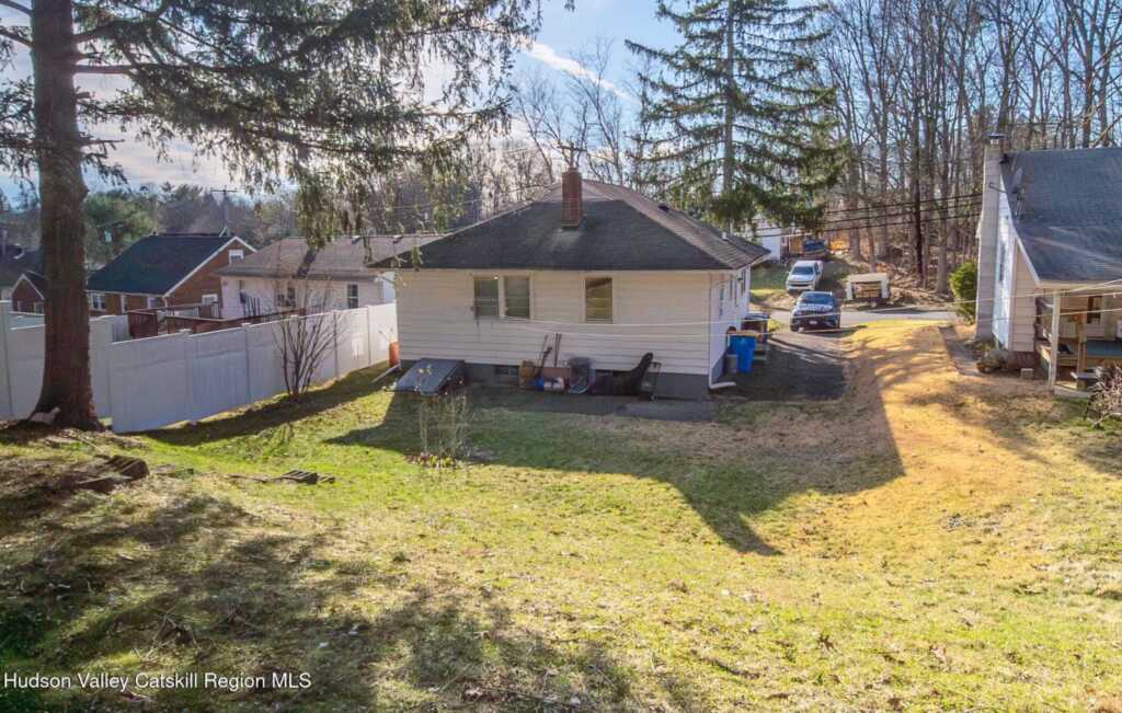 272 Chester Street, Kingston, NY 12401 - Photo 25 of 25