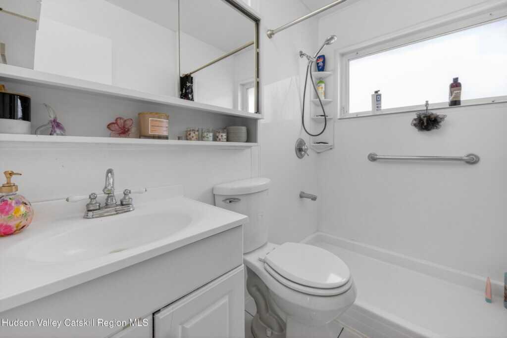 38 Dunwoodie Drive, Kingston, NY 12401 - Photo 13 of 21