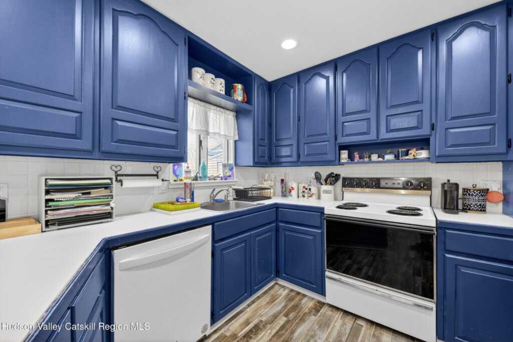 38 Dunwoodie Drive, Kingston, NY 12401 - Photo 7 of 21