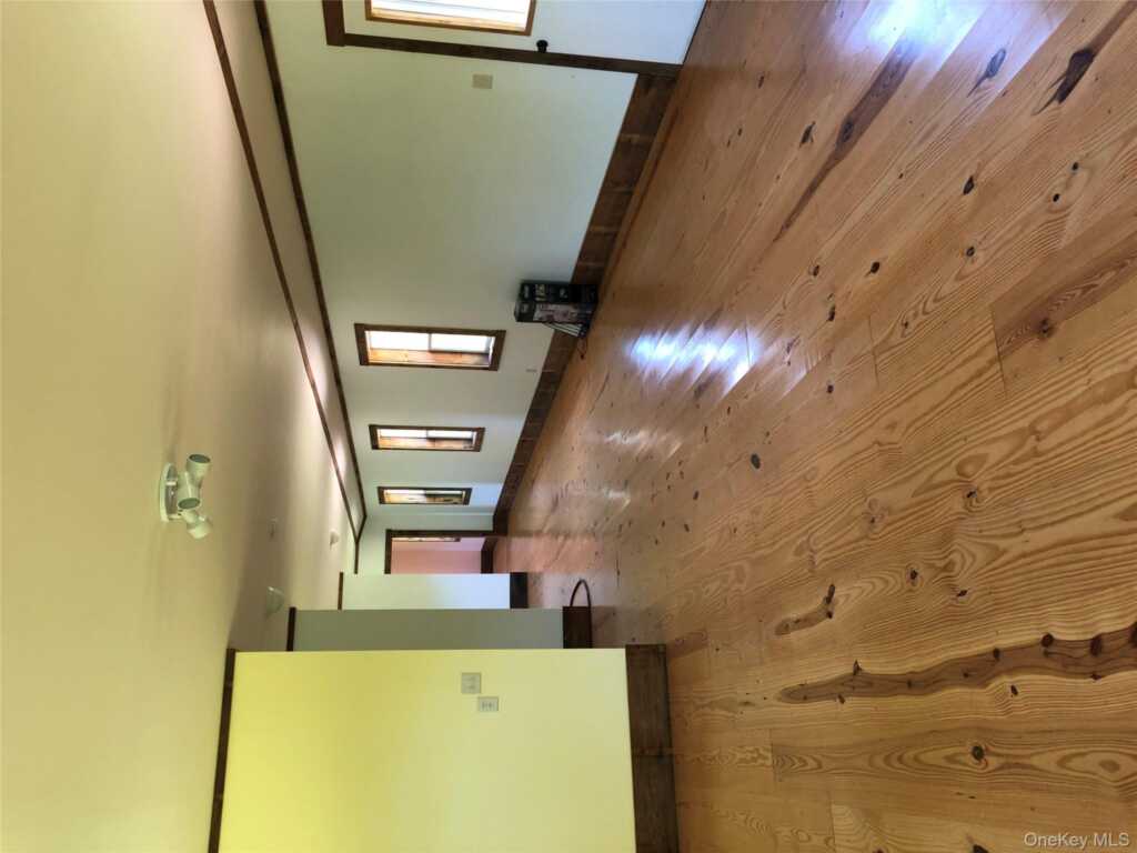 181 Huguenot Street, New Paltz, NY 12561 - Photo 13 of 40