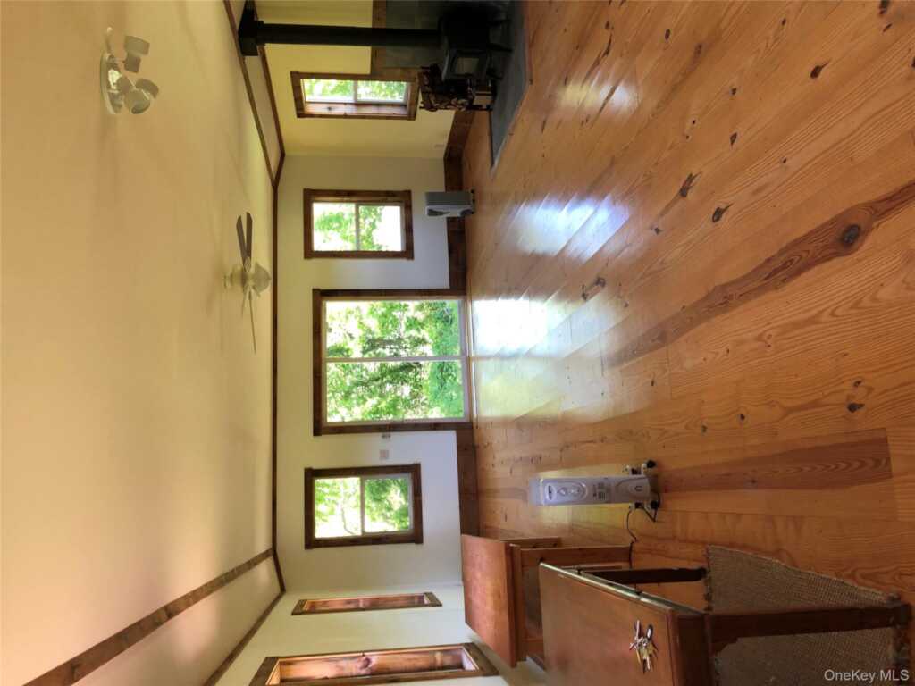 181 Huguenot Street, New Paltz, NY 12561 - Photo 14 of 40