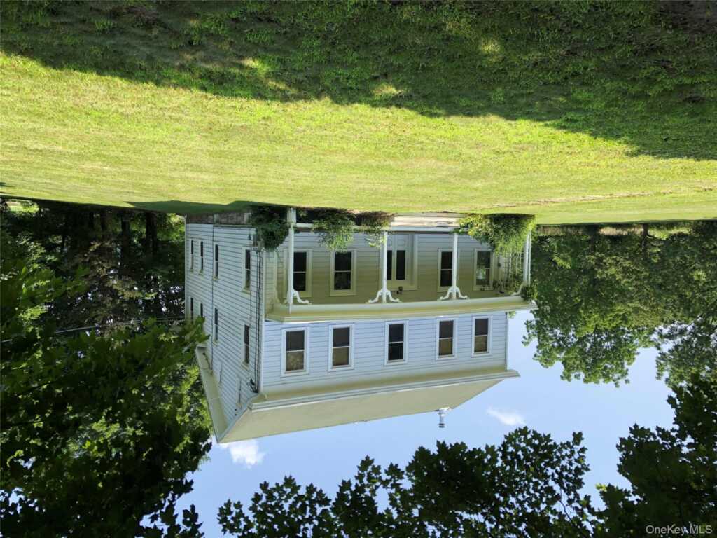 181 Huguenot Street, New Paltz, NY 12561 - Photo 2 of 40