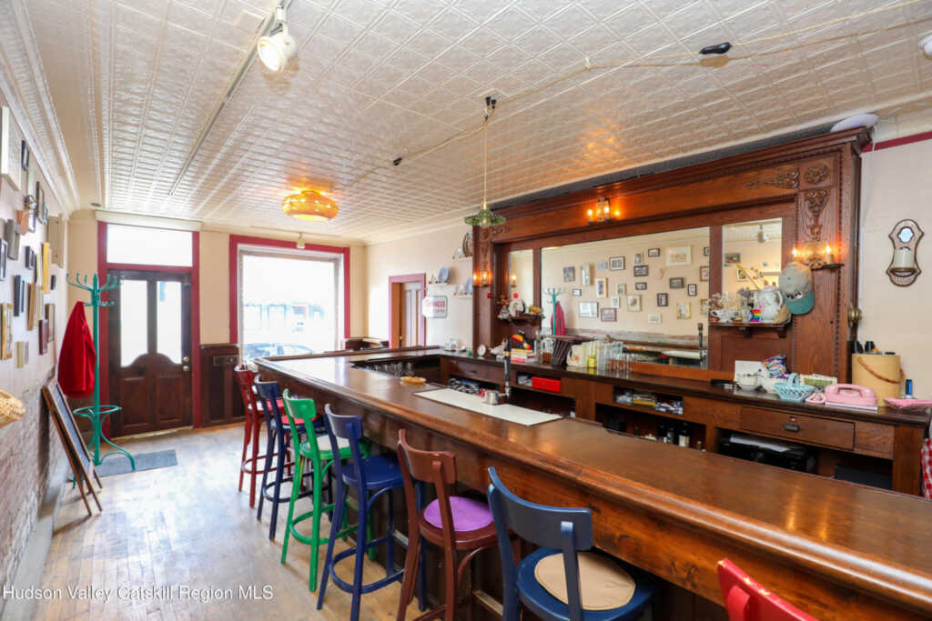 407 Main Street, Rosendale, NY 12472 - Photo 6 of 18