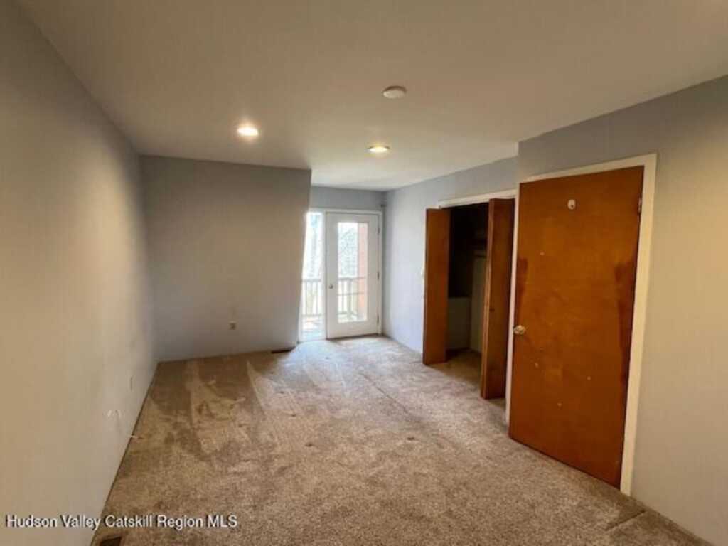 490 Glasco Turnpike, Unit #2, Saugerties, NY 12477 - Photo 7 of 8