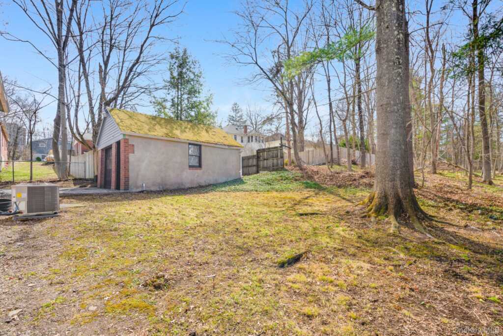 12 Mohonk Avenue, New Paltz, NY 12561 - Photo 11 of 15