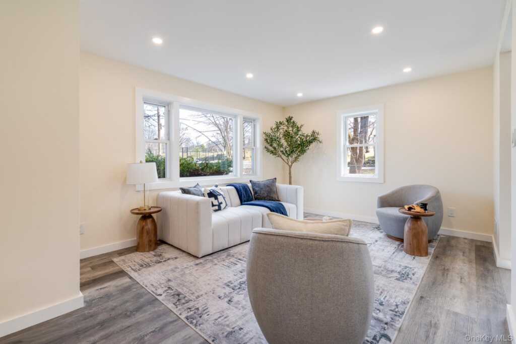 12 Mohonk Avenue, New Paltz, NY 12561 - Photo 3 of 15