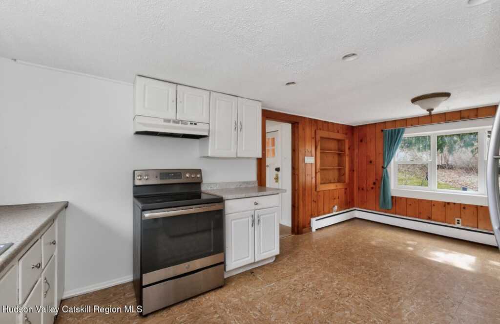 655 Murray Road, Kingston, NY 12401 - Photo 11 of 38