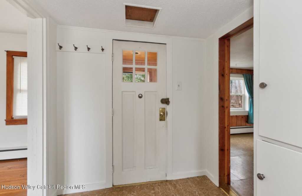 655 Murray Road, Kingston, NY 12401 - Photo 16 of 38