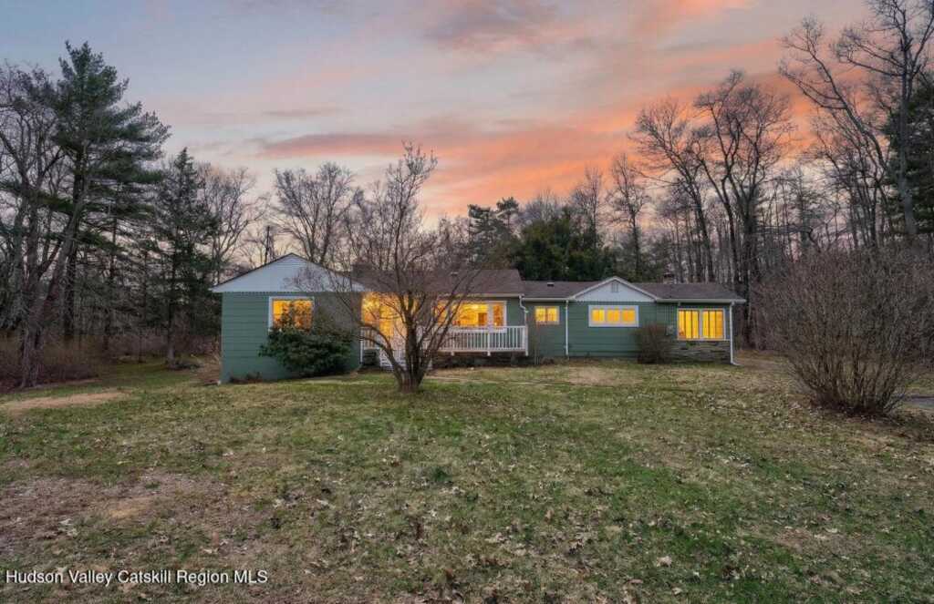 655 Murray Road, Kingston, NY 12401 - Photo 2 of 38