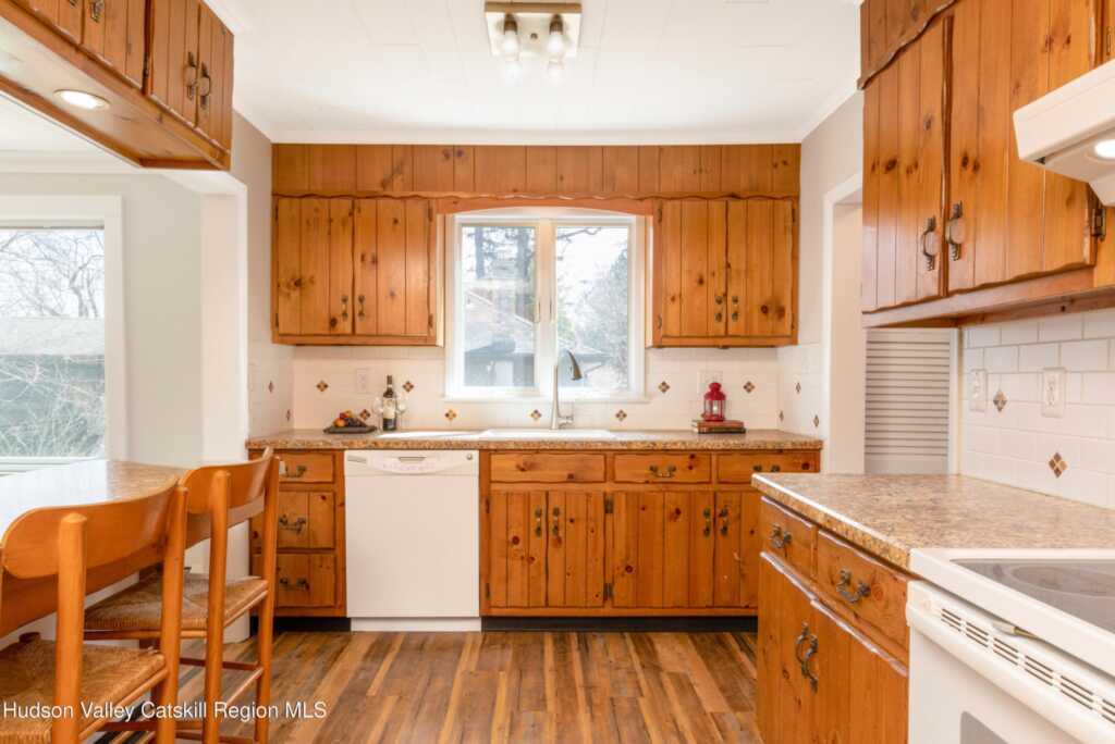 1232 Old Ford Circle, New Paltz, NY 12561 - Photo 2 of 44