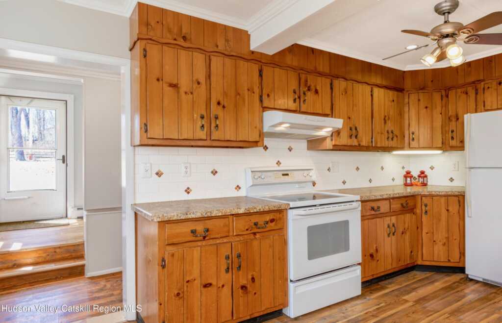 1232 Old Ford Circle, New Paltz, NY 12561 - Photo 4 of 44