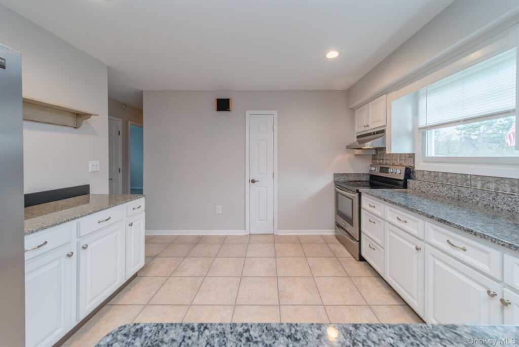 37 Spaulding Lane, Saugerties, NY 12477 - Photo 11 of 47