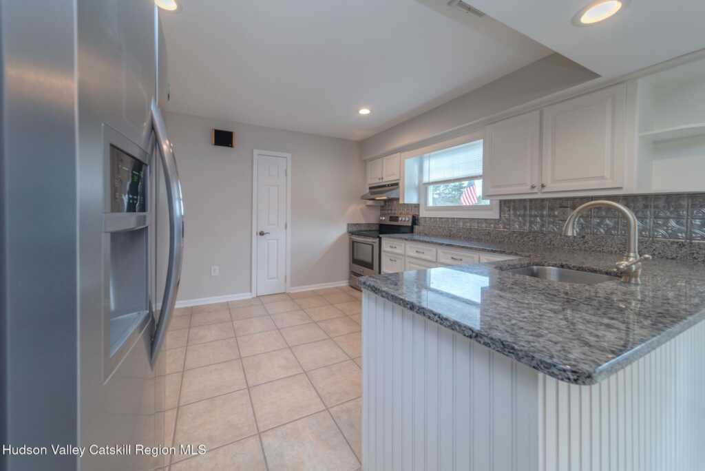 37 Spaulding Lane, Saugerties, NY 12477 - Photo 10 of 47
