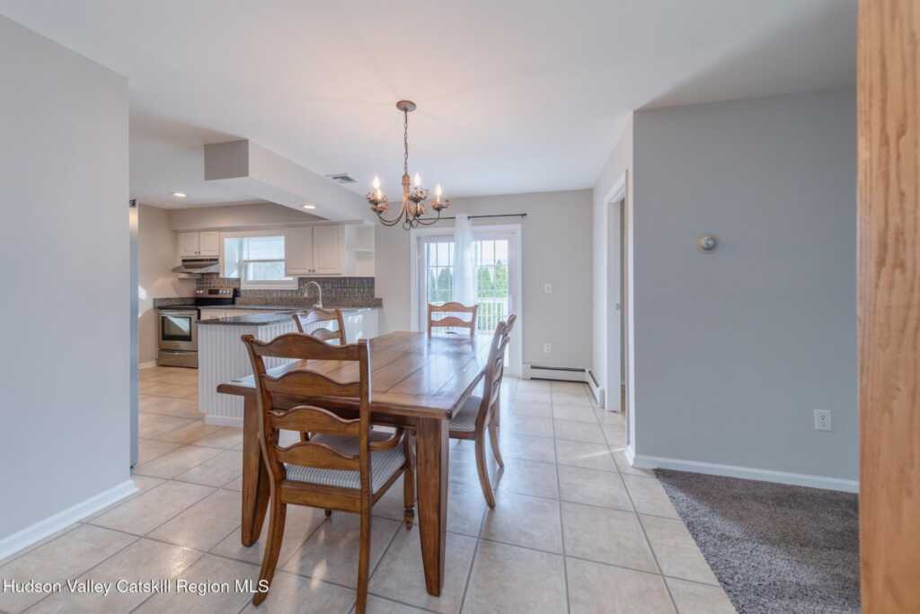 37 Spaulding Lane, Saugerties, NY 12477 - Photo 8 of 47