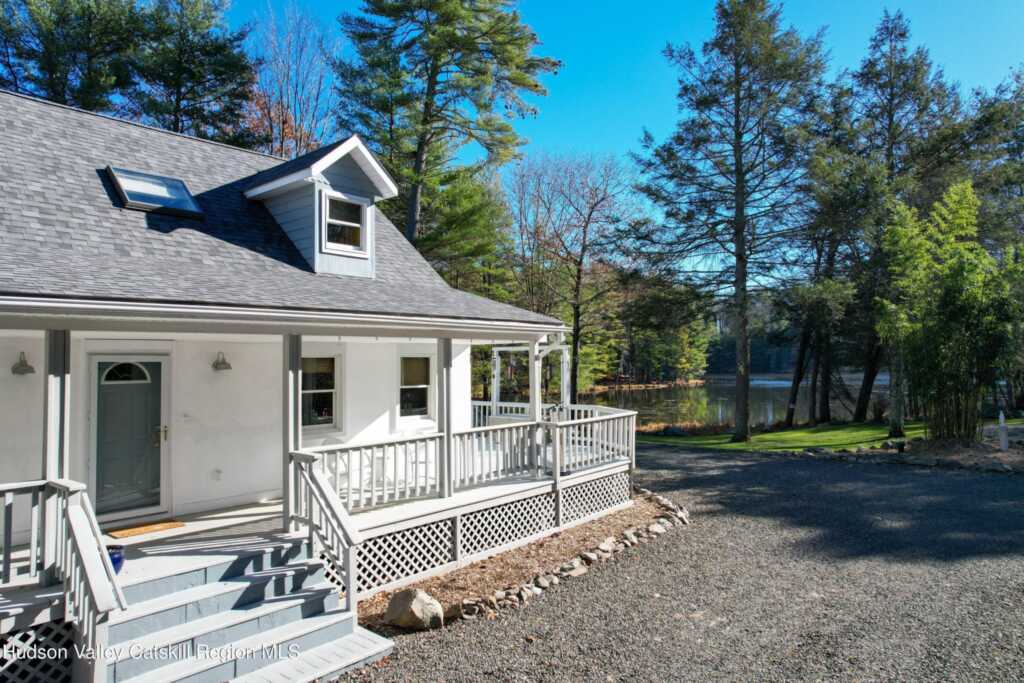 11 Blue Heron Drive, Kingston, NY 12401 - Photo 3 of 50