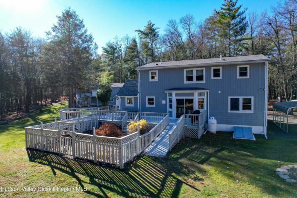 11 Blue Heron Drive, Kingston, NY 12401 - Photo 6 of 50