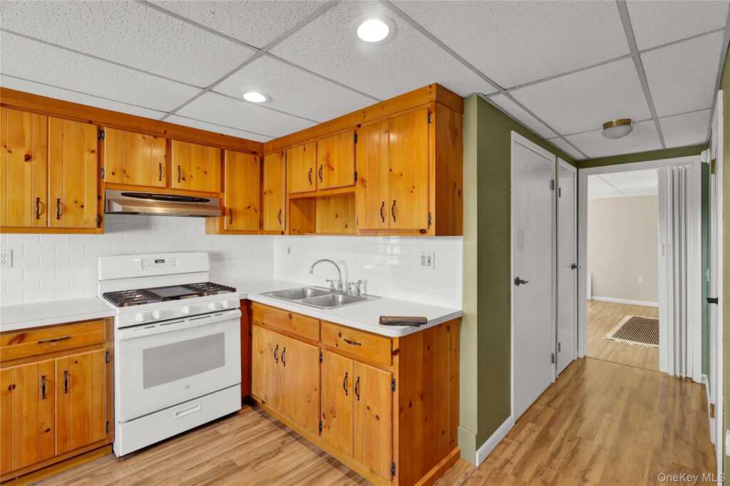 12 Anita Court, Kingston, NY 12401 - Photo 19 of 50