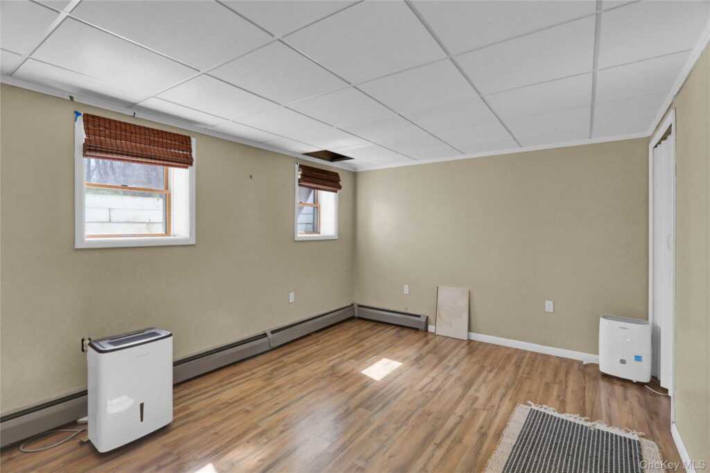 12 Anita Court, Kingston, NY 12401 - Photo 21 of 50