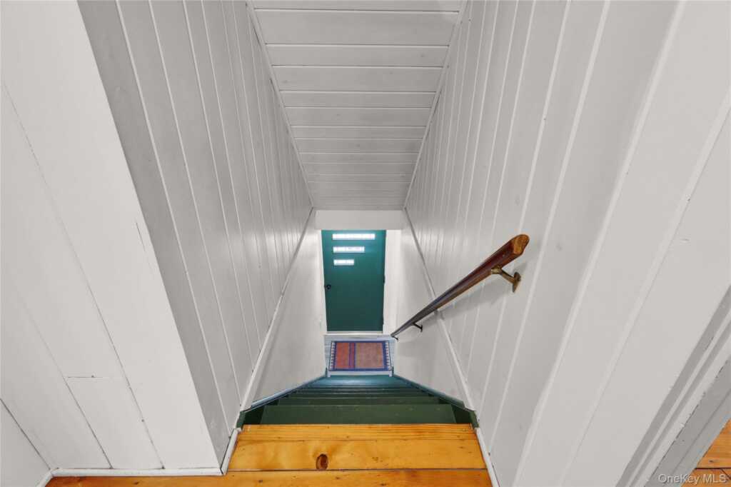 12 Anita Court, Kingston, NY 12401 - Photo 9 of 50