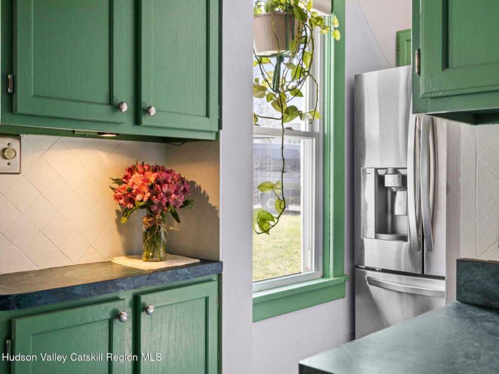 29 Elizabeth Street, Saugerties, NY 12477 - Photo 14 of 50