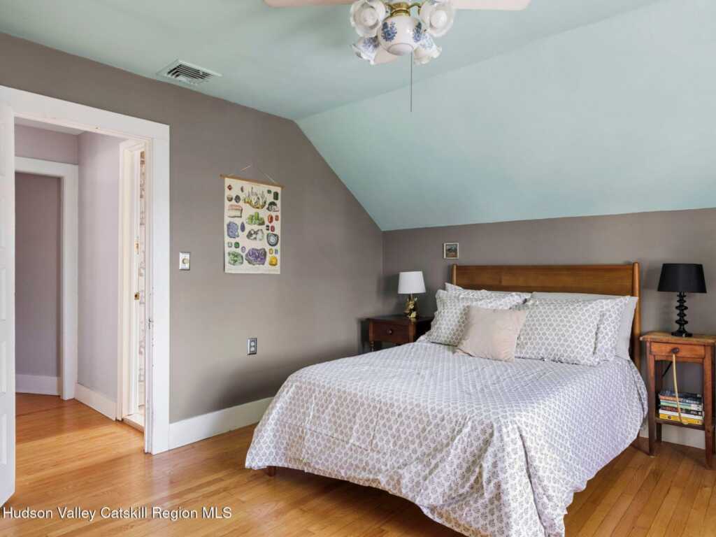 29 Elizabeth Street, Saugerties, NY 12477 - Photo 26 of 50